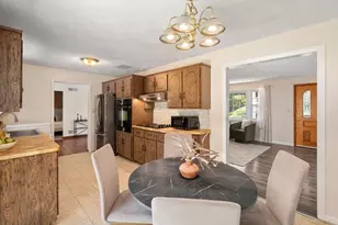 12 Theresa Rd, Stoneham, MA 02180 - Photo 9