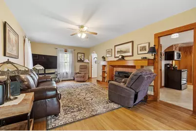 464 Pinedale Ave, Athol, MA 01331 - Photo 17