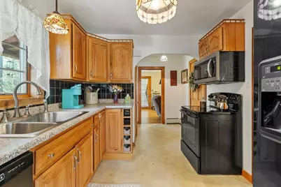 464 Pinedale Ave, Athol, MA 01331 - Photo 11