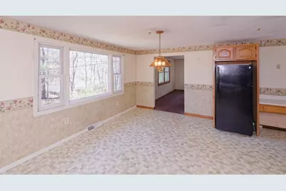 713 Bridge St, East Bridgewater, MA 02333 - Photo 3