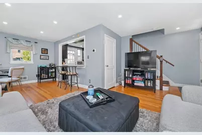 23 Pierce Rd #23, Watertown, MA 02472 - Photo 3