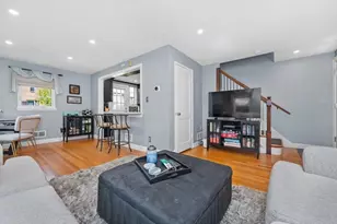 23 Pierce Rd, Watertown, MA 02472 - Photo 3