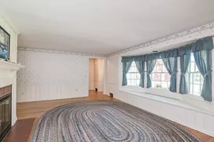51 Edgewater Rd, Agawam, MA 01001 - Photo 23
