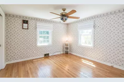 51 Edgewater Road, Agawam, MA 01001 - Photo 25