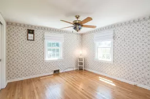 51 Edgewater Rd, Agawam, MA 01001 - Photo 25