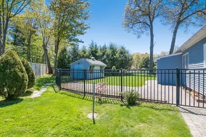 51 Edgewater Road, Agawam, MA 01001 - Photo 7