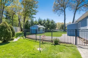 51 Edgewater Rd, Agawam, MA 01001 - Photo 7