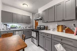 189 Chestnut Hill Ave, Boston, MA 02135 - Photo 3