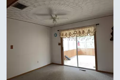 579 Church Street, Northbridge, MA 01588 - Photo 15
