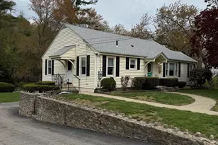 579 Church St, Northbridge, MA 01588 - Photo 3