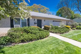 90 Plantation Dr, Agawam, MA 01001 - Photo 25