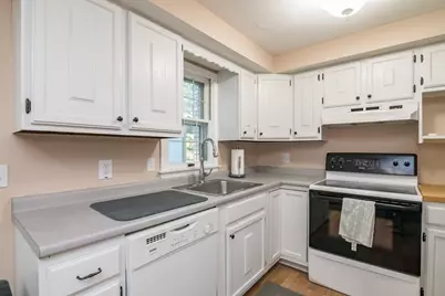 90 Plantation Dr #90, Agawam, MA 01001 - Photo 7