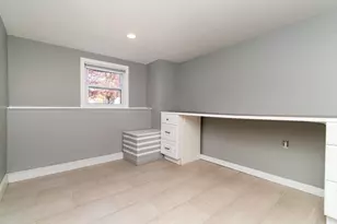 4 Clearview Dr, Milford, MA 01757 - Photo 25