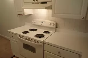 51 Jacqueline Rd, Waltham, MA 02452 - Photo 3