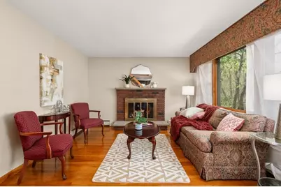 6 Ivy Ln, Reading, MA 01867 - Photo 3