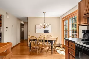 6 Ivy Ln, Reading, MA 01867 - Photo 9