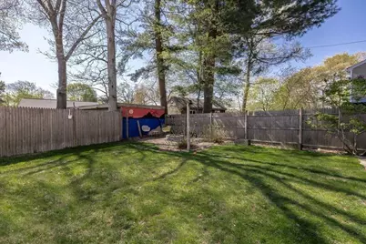 49 Wellesley Rd, Stoughton, MA 02072 - Photo 15