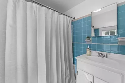 34 Sheridan Rd, Wellesley, MA 02481 - Photo 9
