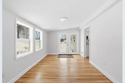 8 Sussex Ln, Worcester, MA 01602 - Photo 23