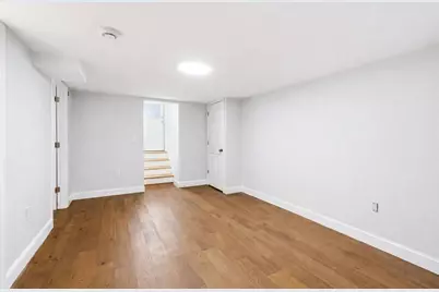 8 Sussex Ln, Worcester, MA 01602 - Photo 31