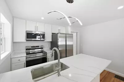 8 Sussex Ln, Worcester, MA 01602 - Photo 7