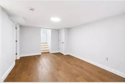 8 Sussex Ln, Worcester, MA 01602 - Photo 31