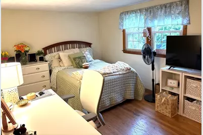 691 E Pleasant St, Amherst, MA 01002 - Photo 7