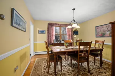 36 Chestnut St, Hopkinton, MA 01748 - Photo 9