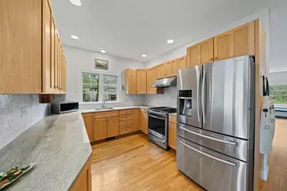 292 Lagrange Street #292, Newton, MA 02467 - Photo 3