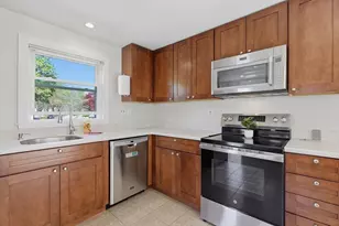 109 S Flagg St, Worcester, MA 01609 - Photo 9