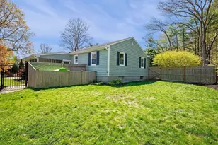 405 Asbury St, Hamilton, MA 01982 - Photo 9