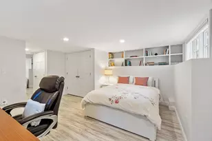 11 Brookford St, Cambridge, MA 02140 - Photo 19
