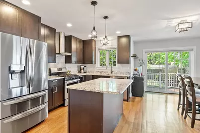 11 Brookford St #11, Cambridge, MA 02140 - Photo 9