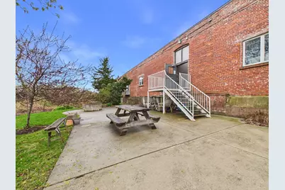 123 Sawyer St #1, New Bedford, MA 02746 - Photo 23