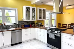 170 Poplar St, Boston, MA 02131 - Photo 3