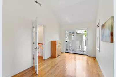 11 Brookford St, Cambridge, MA 02140 - Photo 13