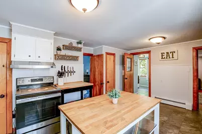 311 Madison St, Fitchburg, MA 01420 - Photo 17