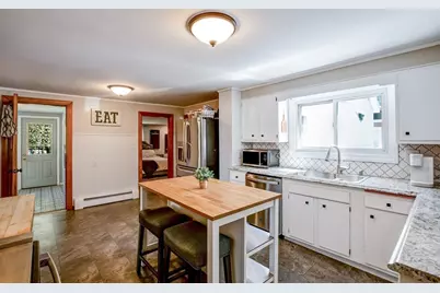 311 Madison St, Fitchburg, MA 01420 - Photo 15