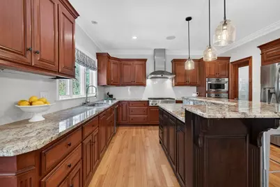 8 Fosters Pond Rd, Andover, MA 01810 - Photo 7