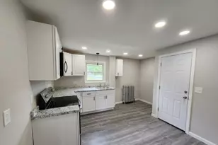 179 Sargeant St, Holyoke, MA 01040 - Photo 11