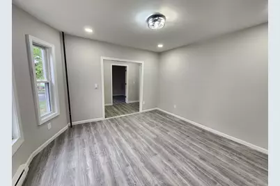 179 Sargeant St, Holyoke, MA 01040 - Photo 5