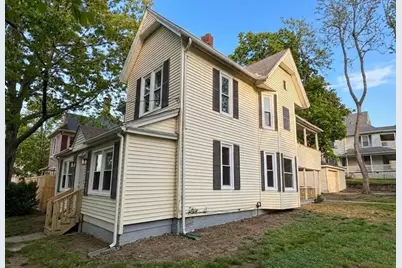 179 Sargeant St, Holyoke, MA 01040 - Photo 1