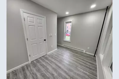 179 Sargeant St, Holyoke, MA 01040 - Photo 7