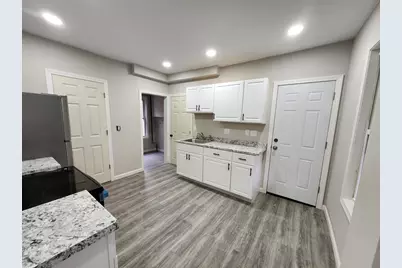 179 Sargeant St, Holyoke, MA 01040 - Photo 3