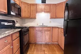 8 Juniper St, Brookline, MA 02445 - Photo 9