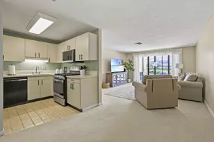 4234 N Main St, Fall River, MA 02720 - Photo 3
