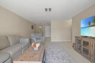 4234 N Main St, Fall River, MA 02720 - Photo 7