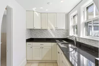 34 Woodland Rd, Wakefield, MA 01880 - Photo 17