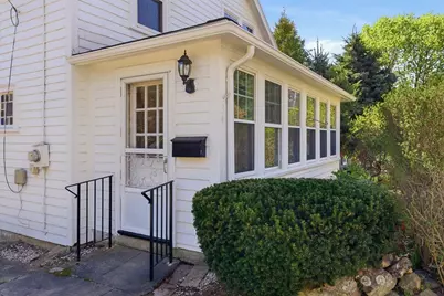 34 Woodland Rd, Wakefield, MA 01880 - Photo 3