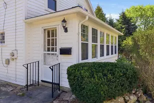 34 Woodland Rd, Wakefield, MA 01880 - Photo 3